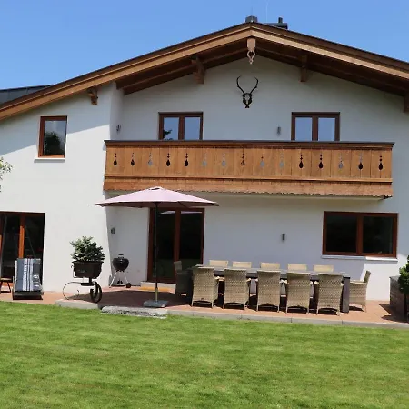 Chalet Hohe Tauern 1 * Zell am See